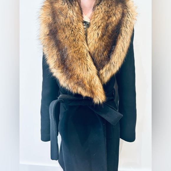 Zara coat with fur collar - Picture 2 of 7